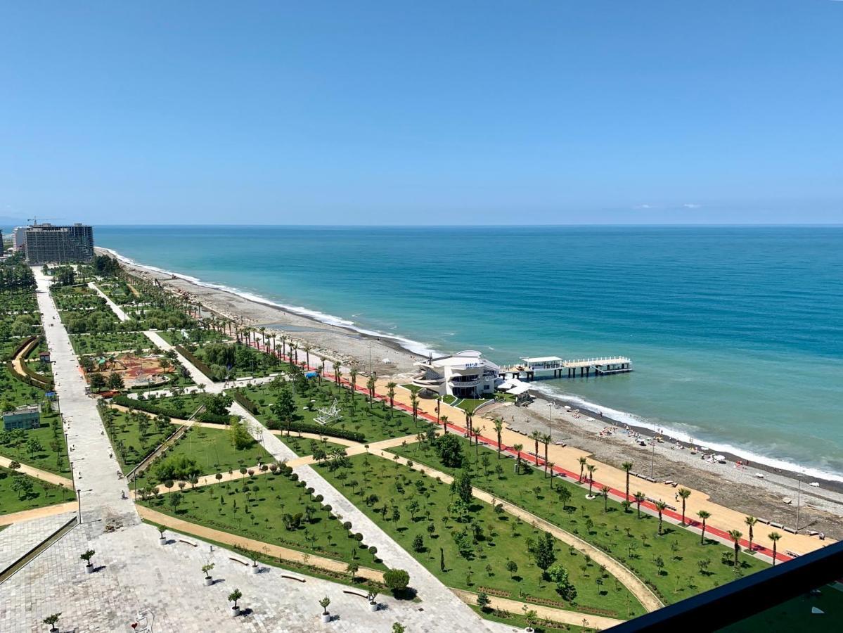 Sea View Apartments Orbi Beach Tower Batumi Bagian luar foto