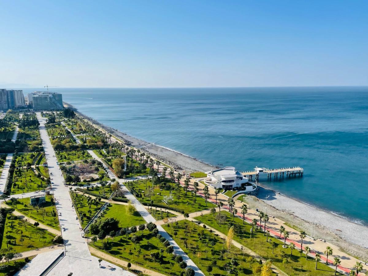 Sea View Apartments Orbi Beach Tower Batumi Bagian luar foto