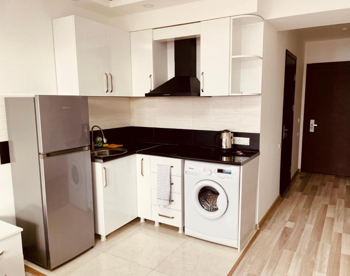 Sea View Apartments Orbi Beach Tower Batumi Bagian luar foto