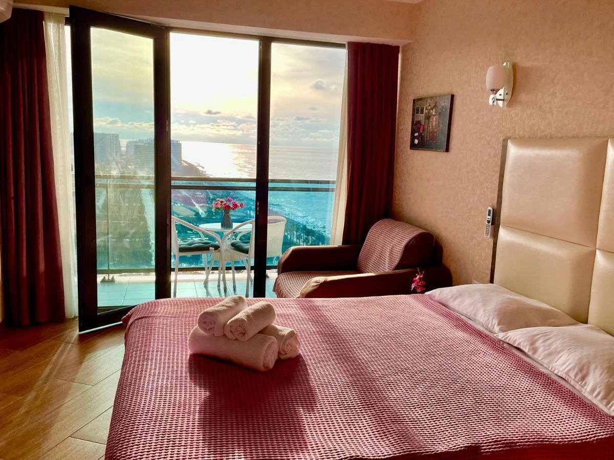Sea View Apartments Orbi Beach Tower Batumi Bagian luar foto