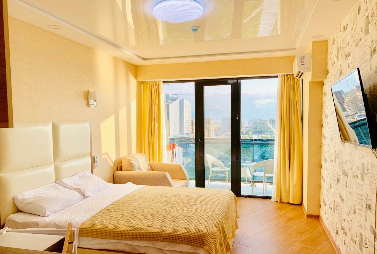 Sea View Apartments Orbi Beach Tower Batumi Bagian luar foto